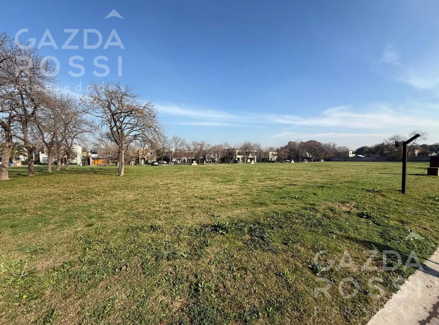 Terreno en venta en Brisas de Adrogué 2