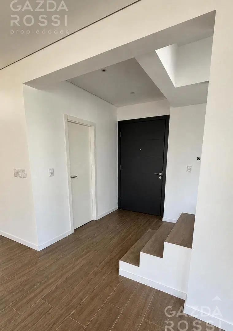 Casa a estrenar en dos plantas en San Simon!! 3