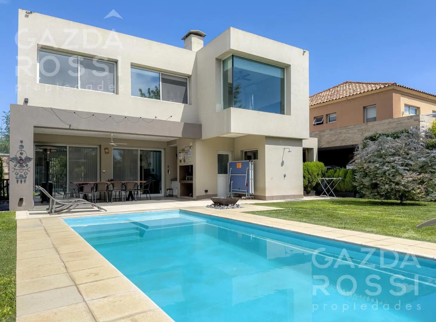 Casa en Brisas de Adrogue 3