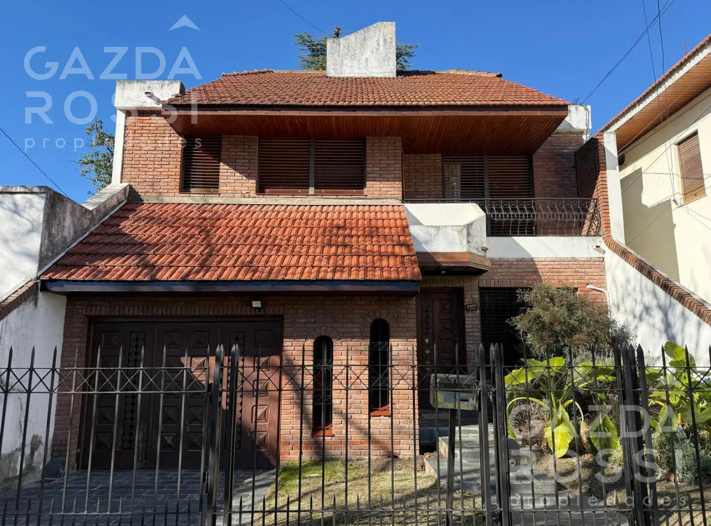 Casa en venta en José Marmol 1
