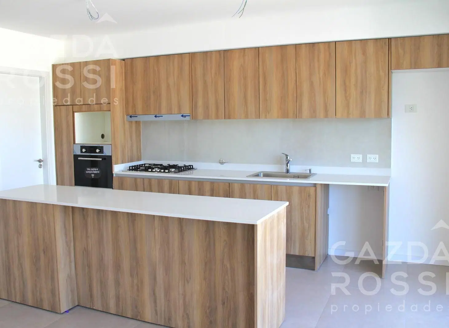 Departamento en venta en Adrogué 2