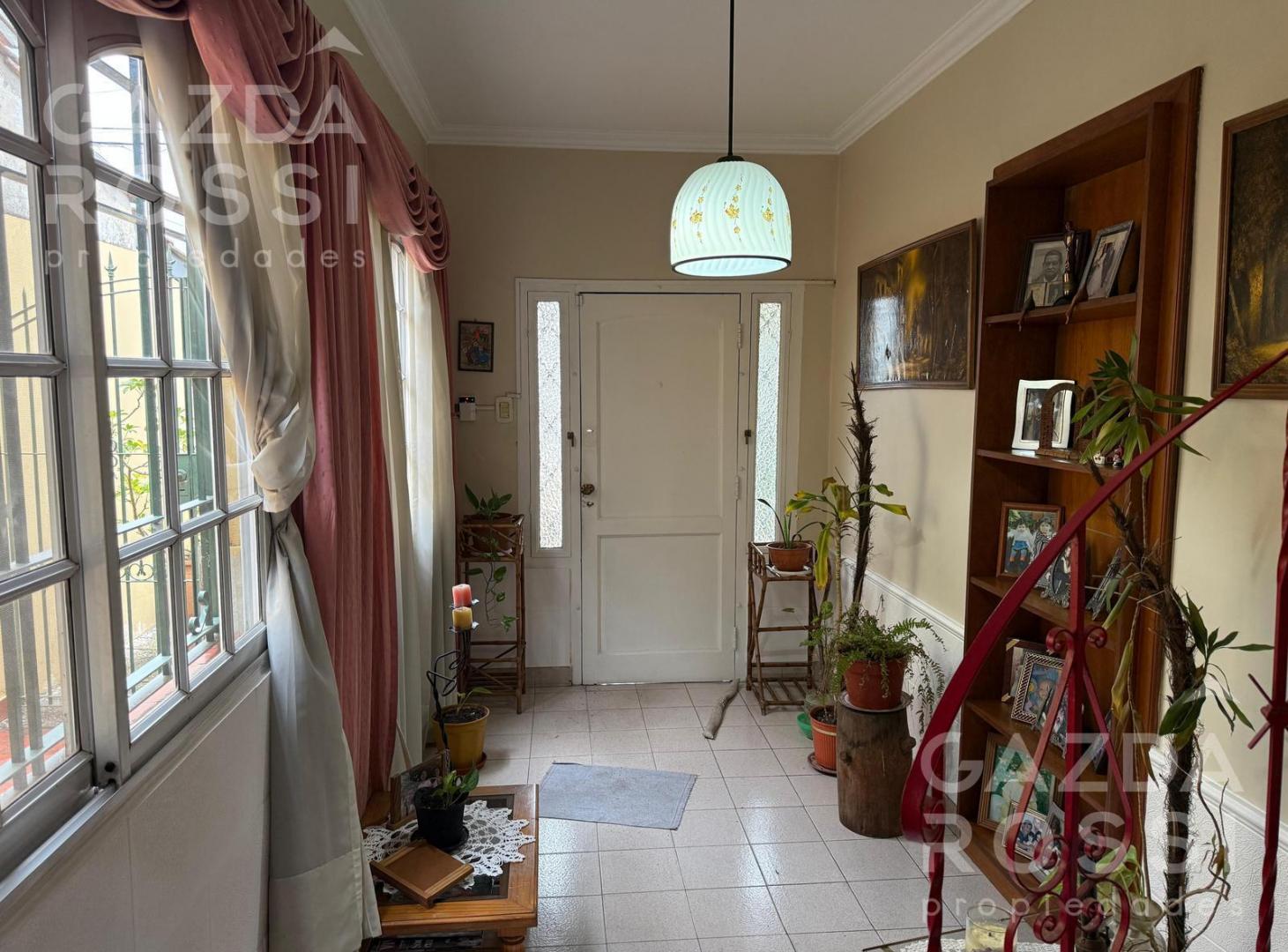 Foto de Casa en venta en Burzaco, imagen 1