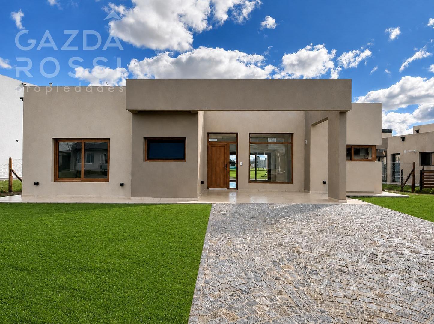 Foto de Casa con piscina a estrenar en Barrio San Felipe, imagen 2