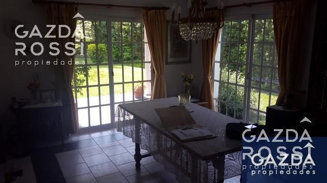 Foto de Hermosa casa en planta baja a la venta en Solar Del Bosque, imagen 1