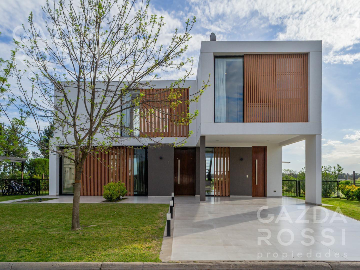 Foto de Excelente casa de categoria en Santa Inés, Canning.-, imagen 1