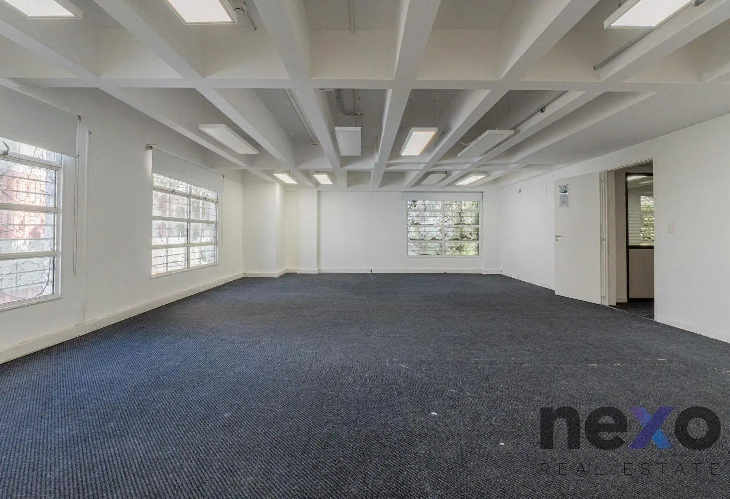 Excelente Local/Oficinas con Acceso Independiente 3