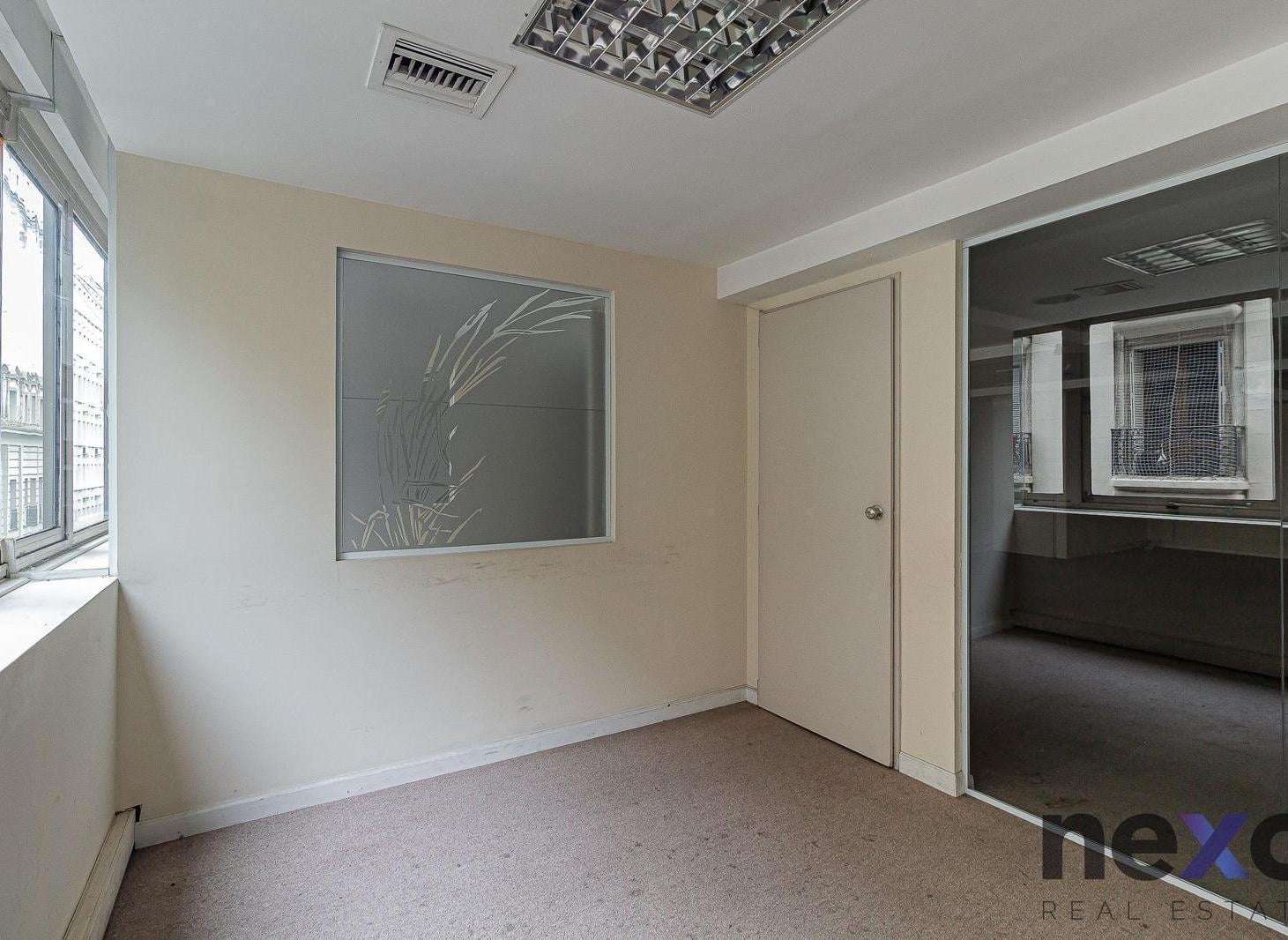 Foto de Oficina en Venta con 2 Cocheras en Microcentro, imagen 2