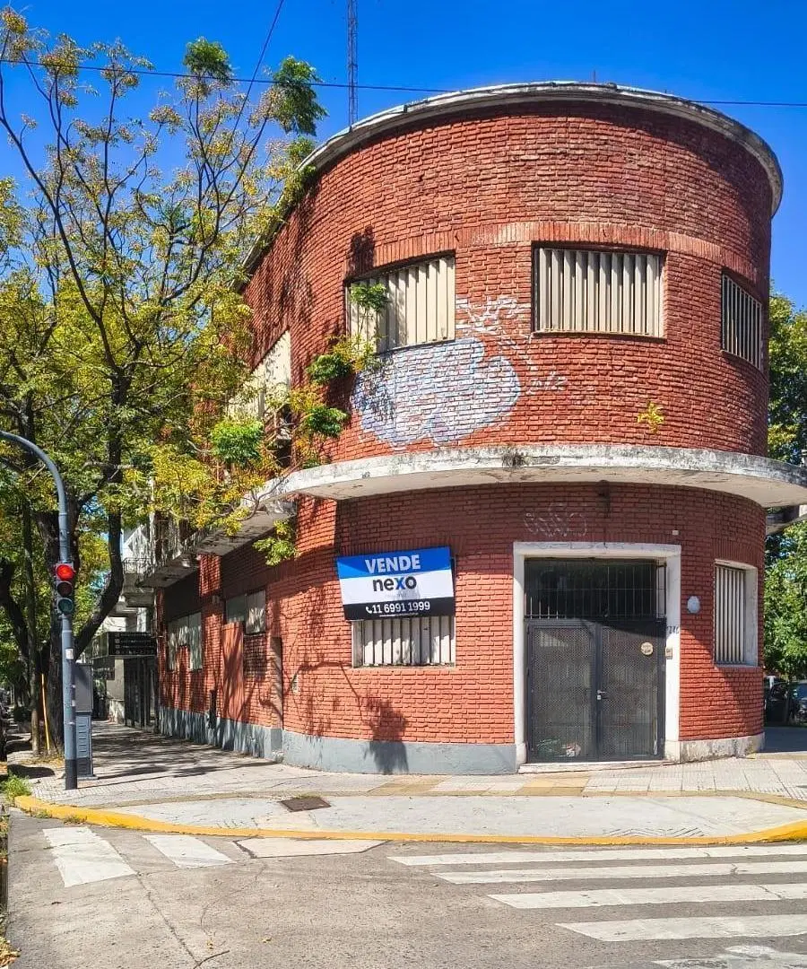 Venta de Local en Esquina sobre Lote Propio 1