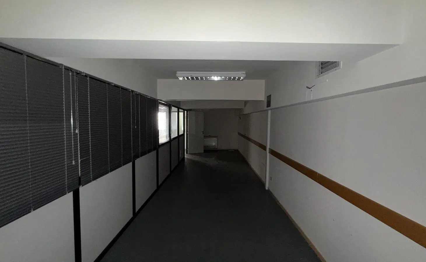 Excelentes Oficinas sobre Av. Independencia 8