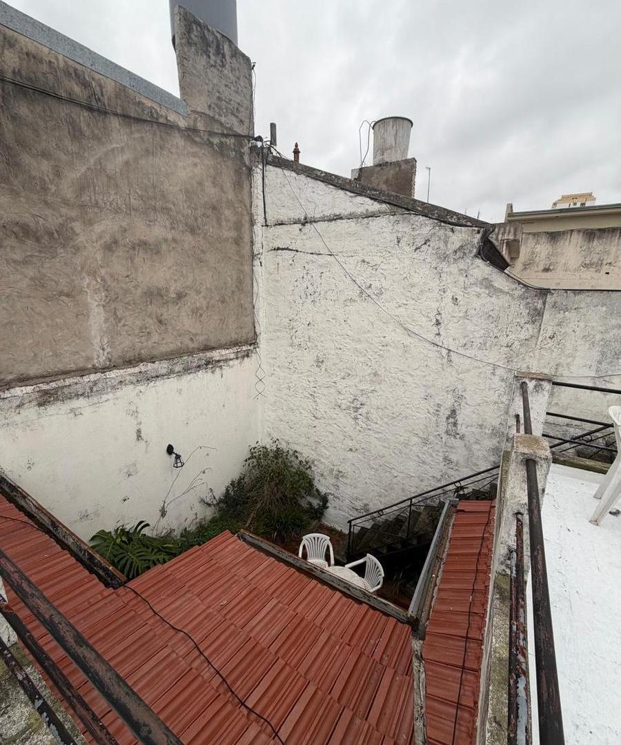 Foto de Amplio PH en Parque Chacabuco con Patio y Terraza, imagen 4