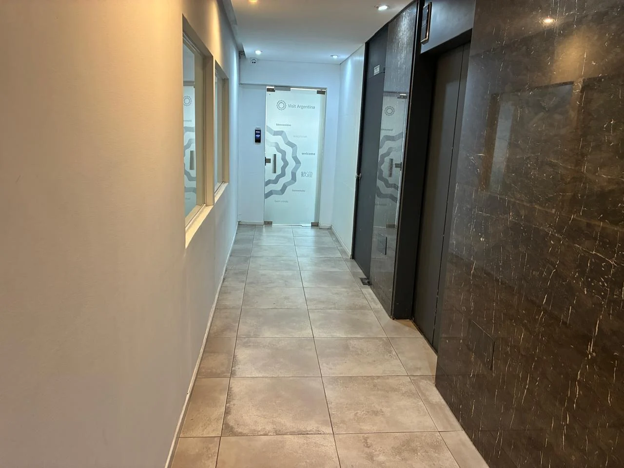 Suipacha 1111 Piso 12 - Alquiler