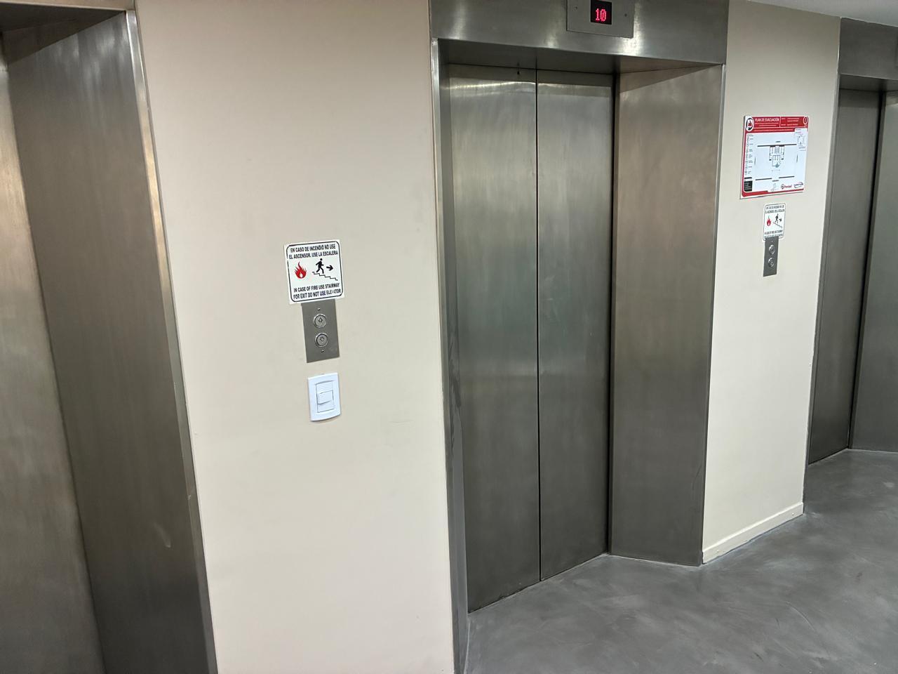 Foto de Suipacha 1067 Piso 2 - Oficina en Venta/Alquiler, imagen 3