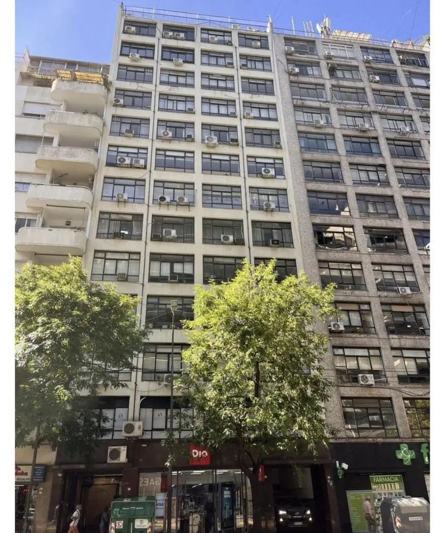 Av. Cordoba 1367 Piso 12 - Oficina en Venta 1