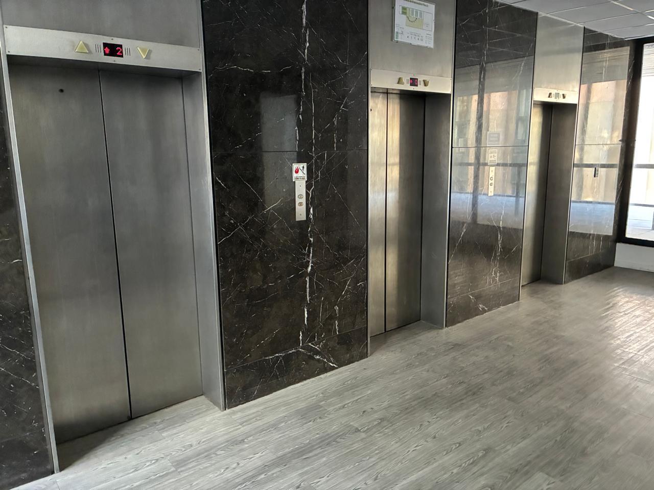 Foto de SAN MARTIN 140 PISO 3 - OFICINA EN ALQUILER, imagen 3