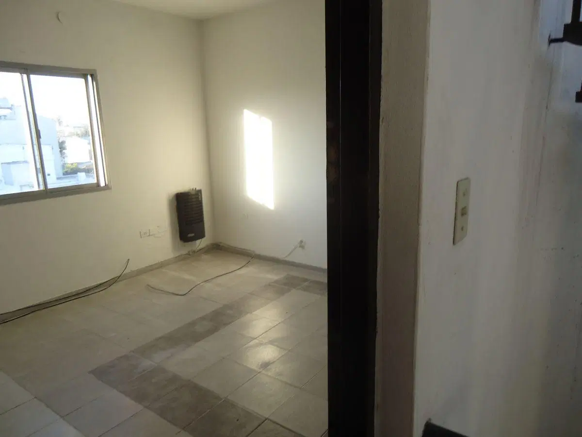 DEPARTAMENTO 1 dormitorio en ALQUILER en calle 62 y 23 de La Plata 2