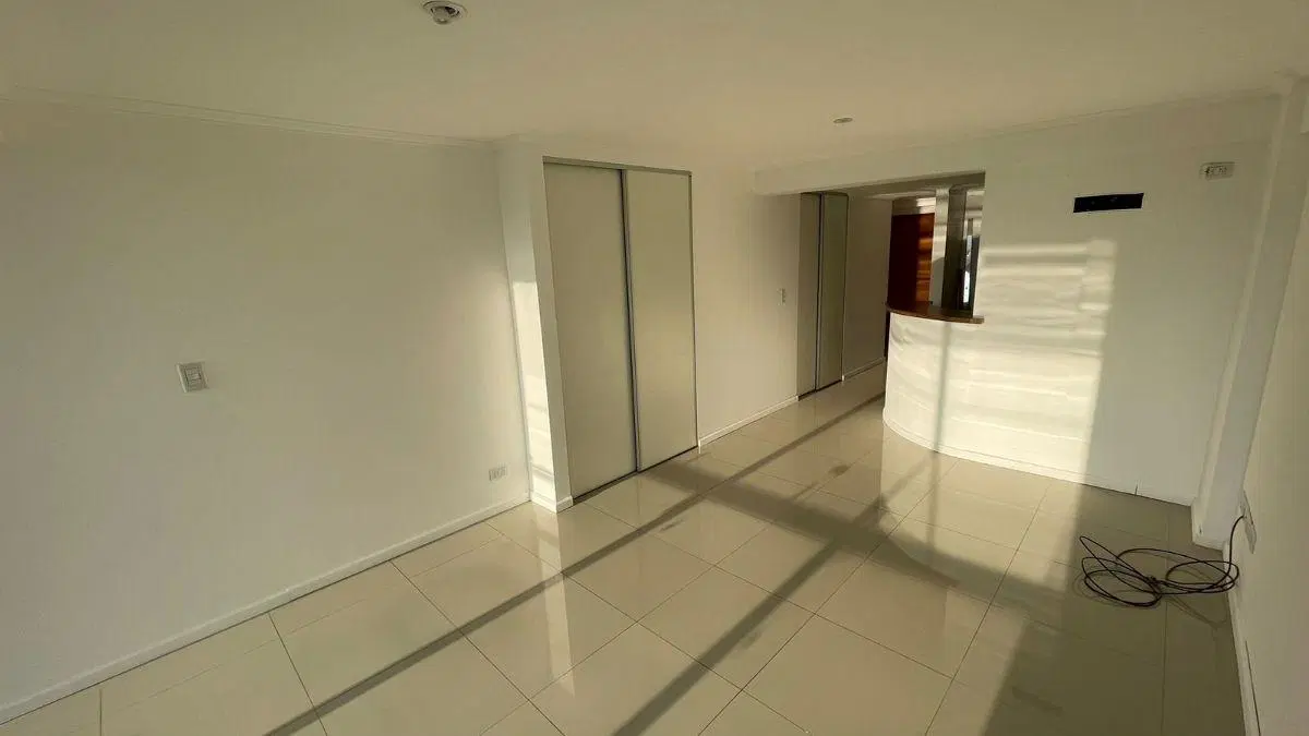 DEPARTAMENTO monoambiente en ALQUILER, calle 46 y 15 de La Plata 3