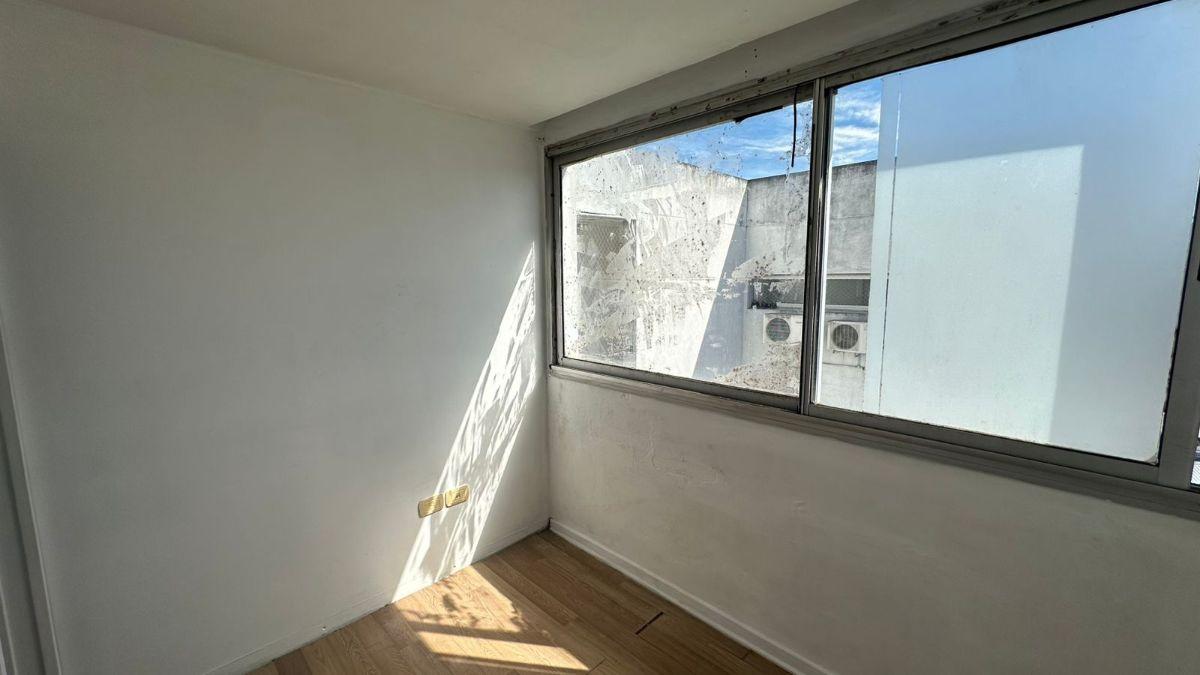 Foto de DEPARTAMENTO monoambiente dividido en ALQUILER - calle 24 y 25 La Plata, imagen 1