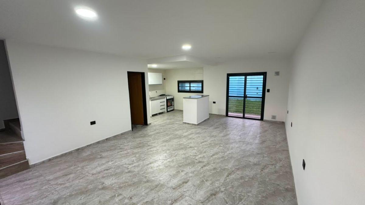 Foto de DEPARTAMENTO tipo DÚPLEX a estrenar - ALQUILER - 21 e/ 514 y 515 - La, imagen 4