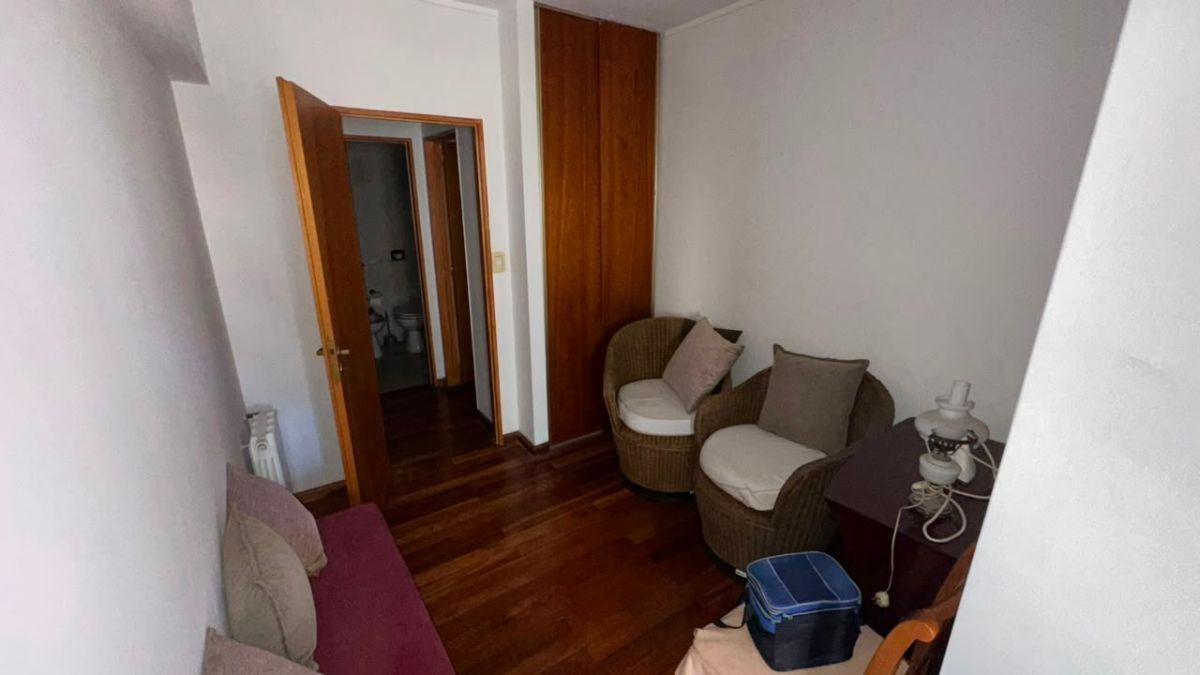 Foto de DEPARTAMENTO SEMIPISO 3º al frente - 3 ambientes - 2 dormitorios (1 en, imagen 3