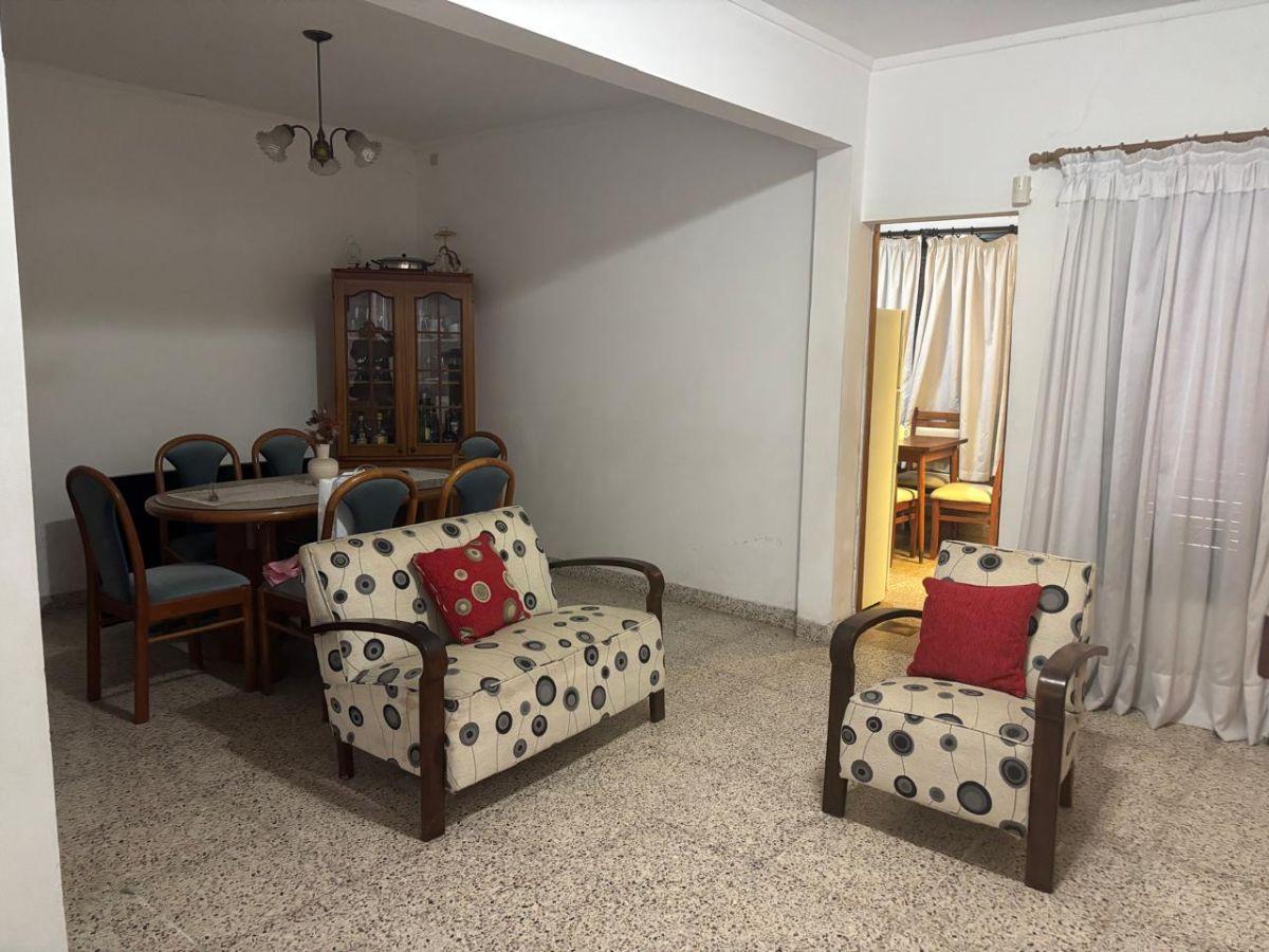 Foto de CASA en VENTA - calle 62 e/ 22 y 23 La Plata - 5 ambientes, 3 baños, imagen 1