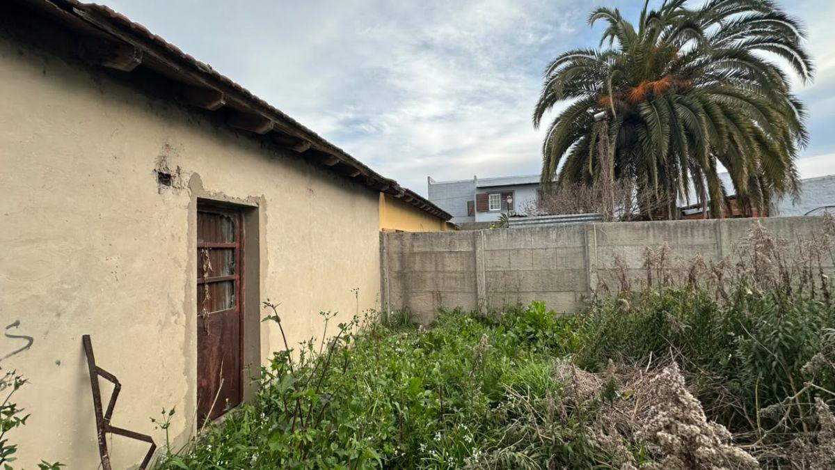 Foto de CASA en VENTA A RECICLAR/DEMOLER - CALLE 10 E/ 150 y 151 #2558, imagen 3