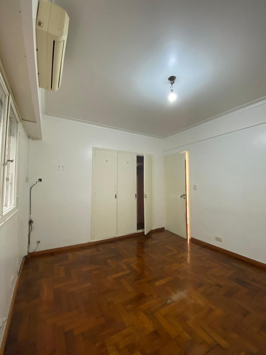 Venta Departamento 3 Ambientes con Dependencia y Dos Baños! 4