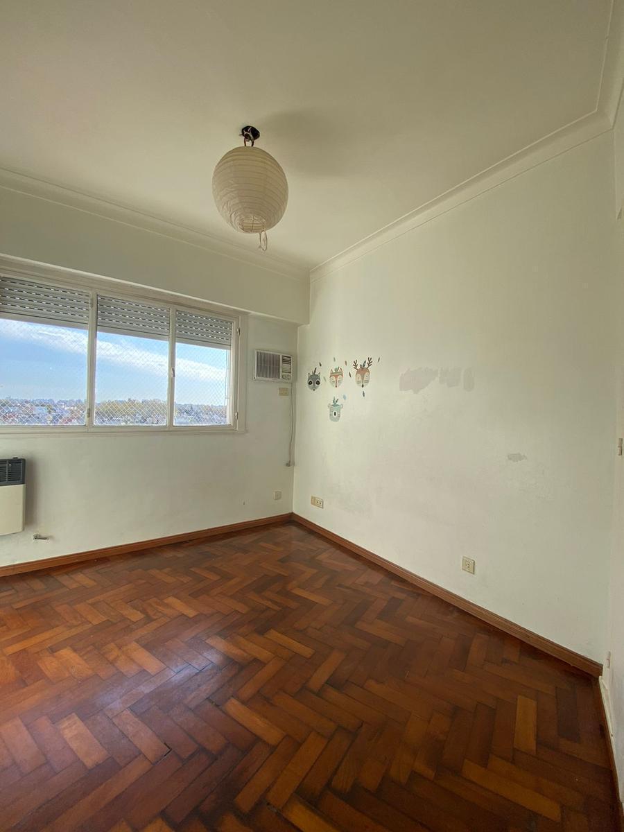 Venta Departamento 3 Ambientes con Dependencia y Dos Baños! 2