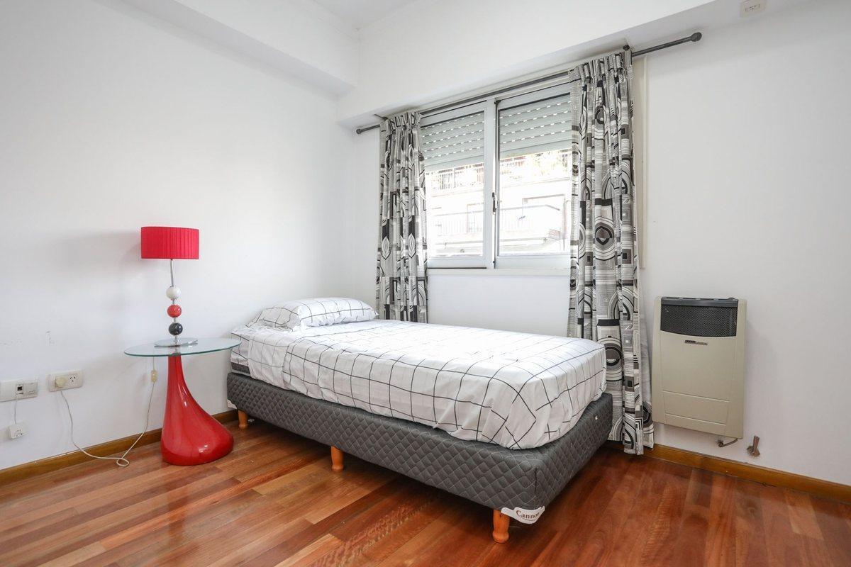 Departamento 4 Ambientes con Cochera Flores 1