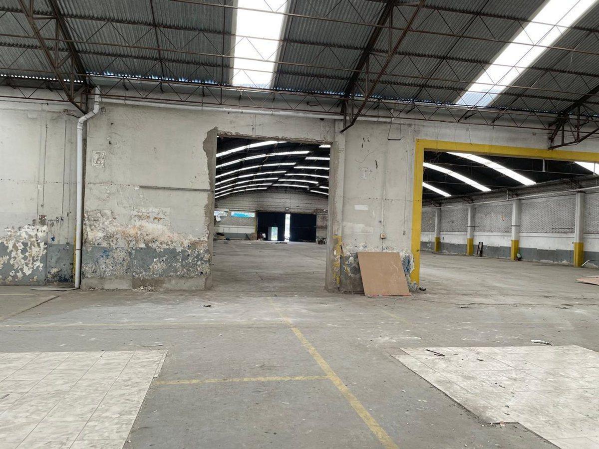 Venta Galpón Luis Guillón - Esteban Echeverría 3
