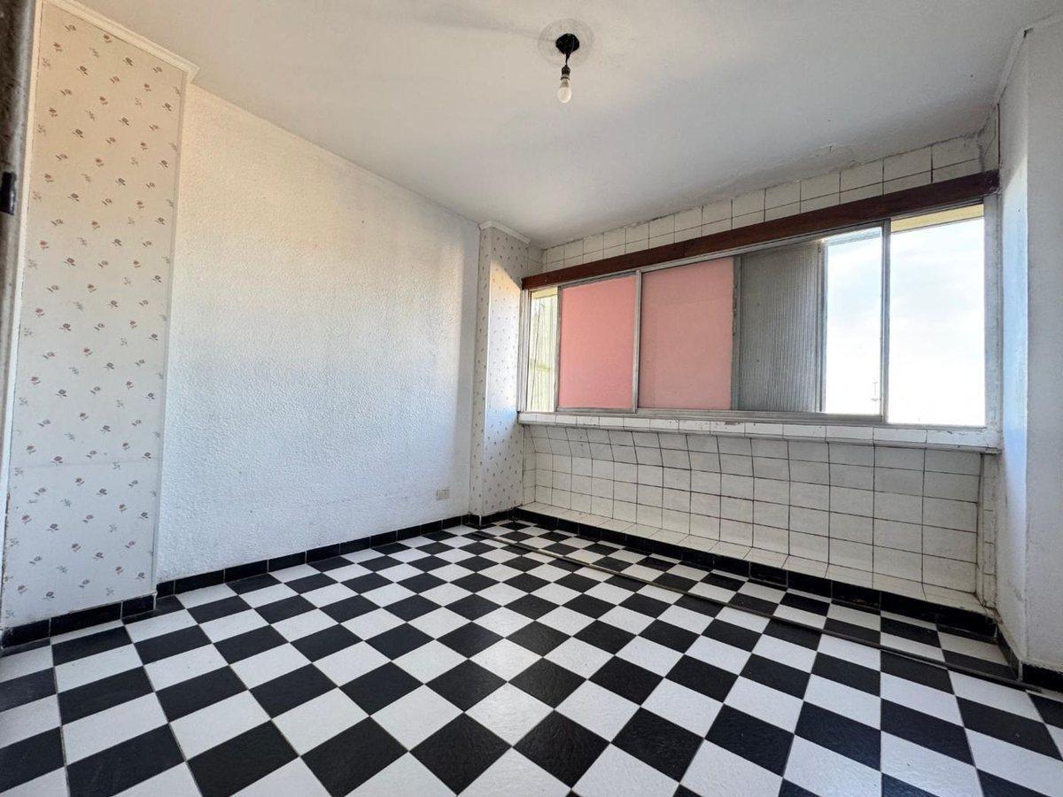 Venta Dpto de 3 Ambtes en V. Lugano a Refaccionar 5