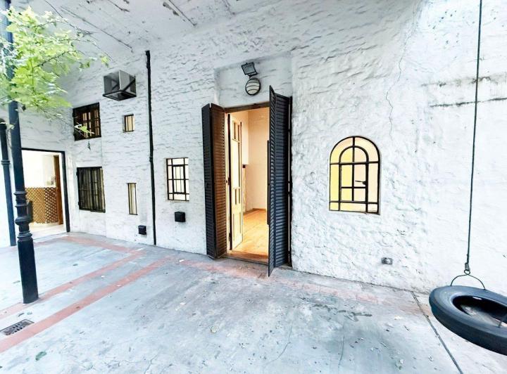 Venta casa lote propio Palermo 3