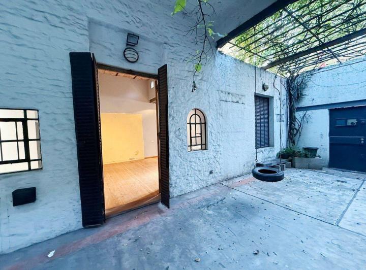 Venta casa lote propio Palermo 4