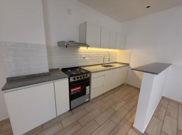 Venta PH 3 ambientes patio Villa Pueyrredon 5