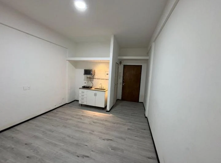 Alquiler Monoambiente Liniers Apto profesional 3