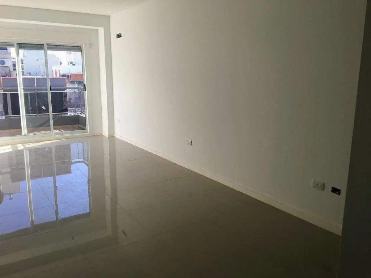 Alquiler monoambiente Villa Urquiza con balcón 2