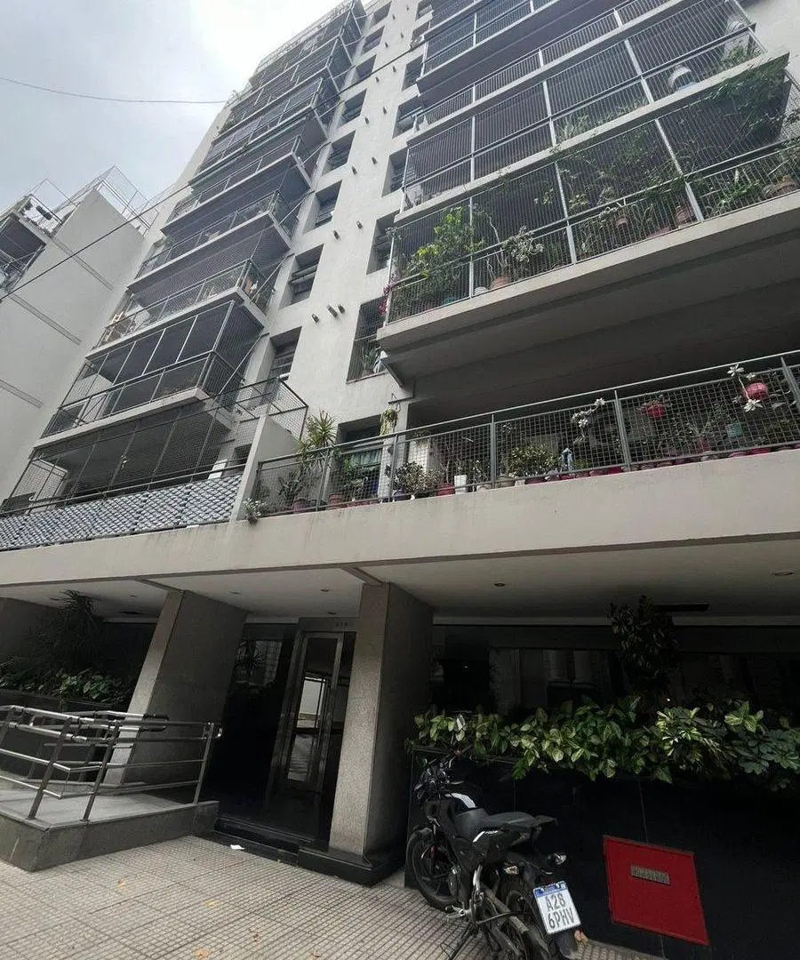 Venta dpto 2 amb c/balcon Flores Permuta 3