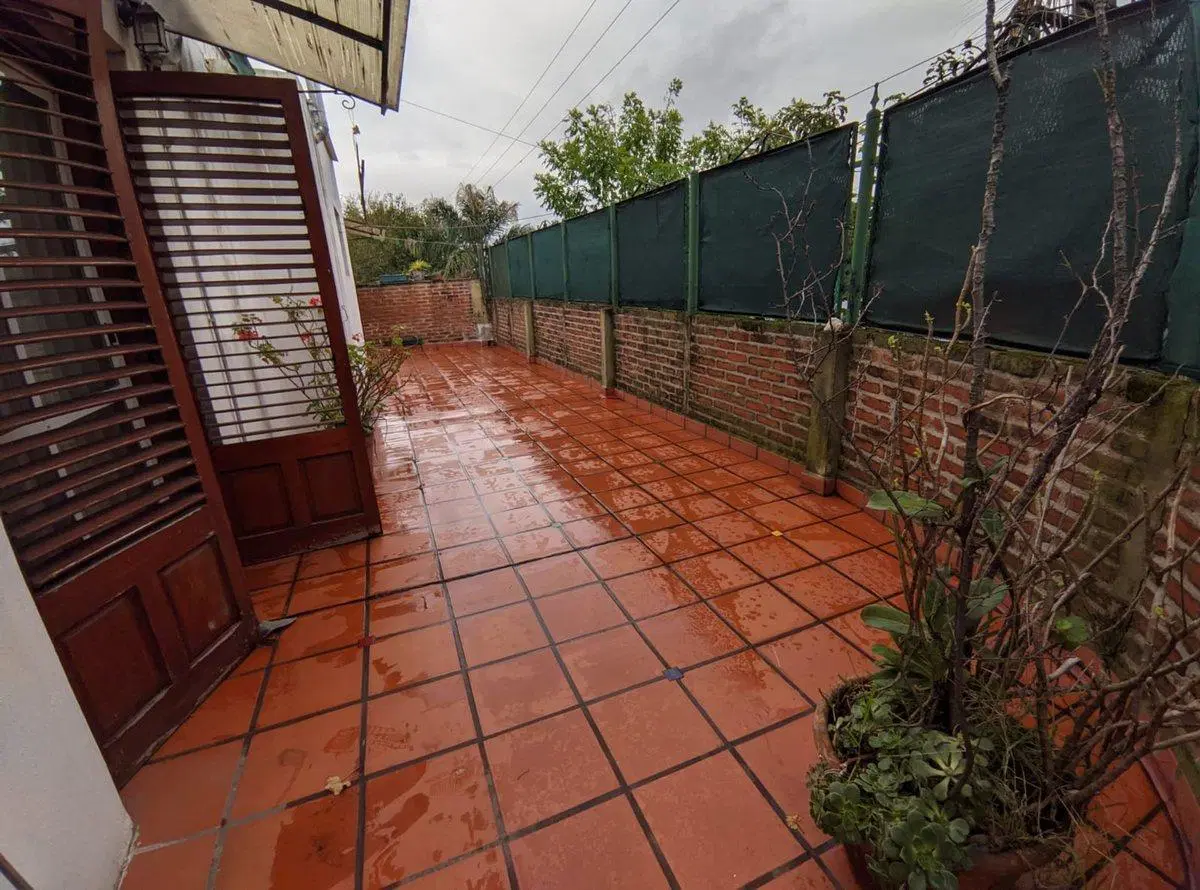 Vivienda multifamiliar + 3 locales 3