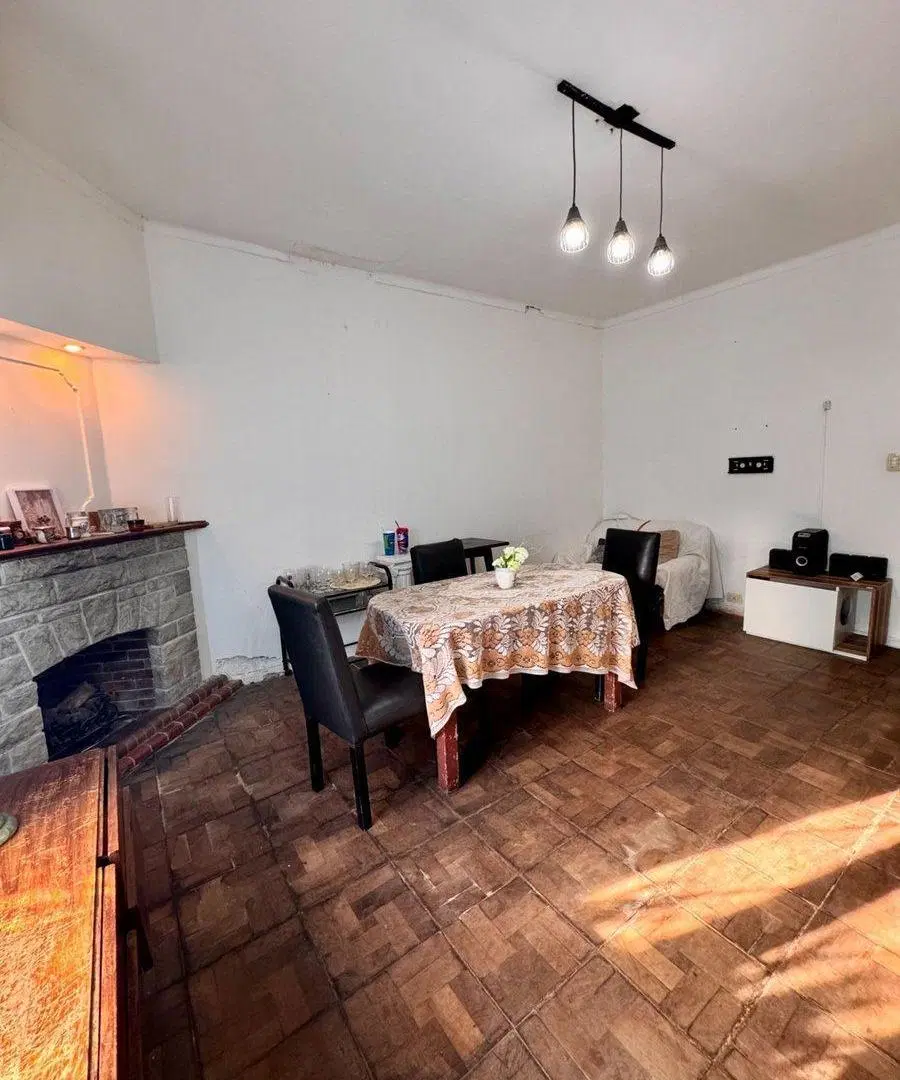 Venta Casa 3 Ambientes con Cochera 2