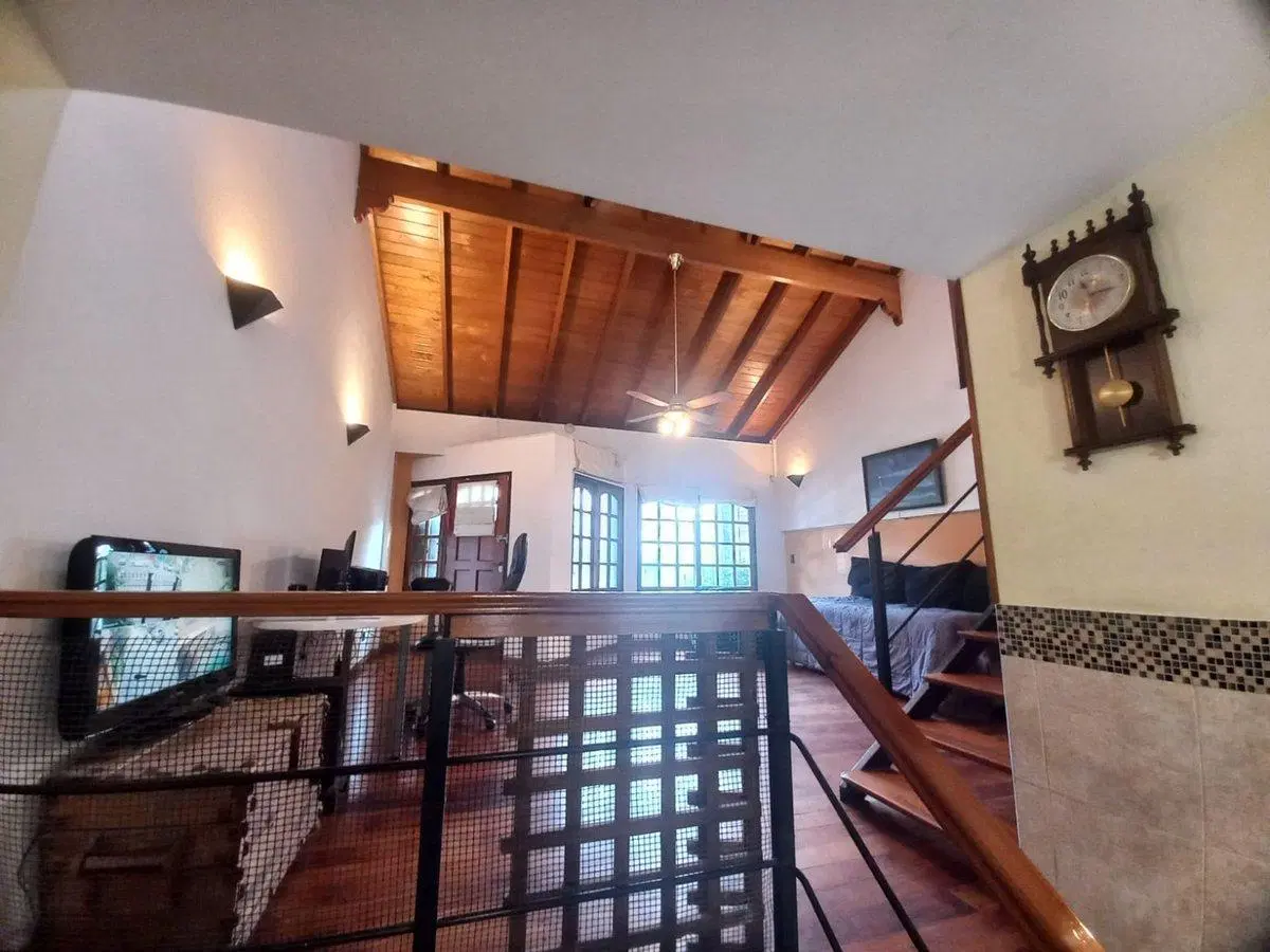 Venta casa 4 amb cochera, pileta Mataderos 4