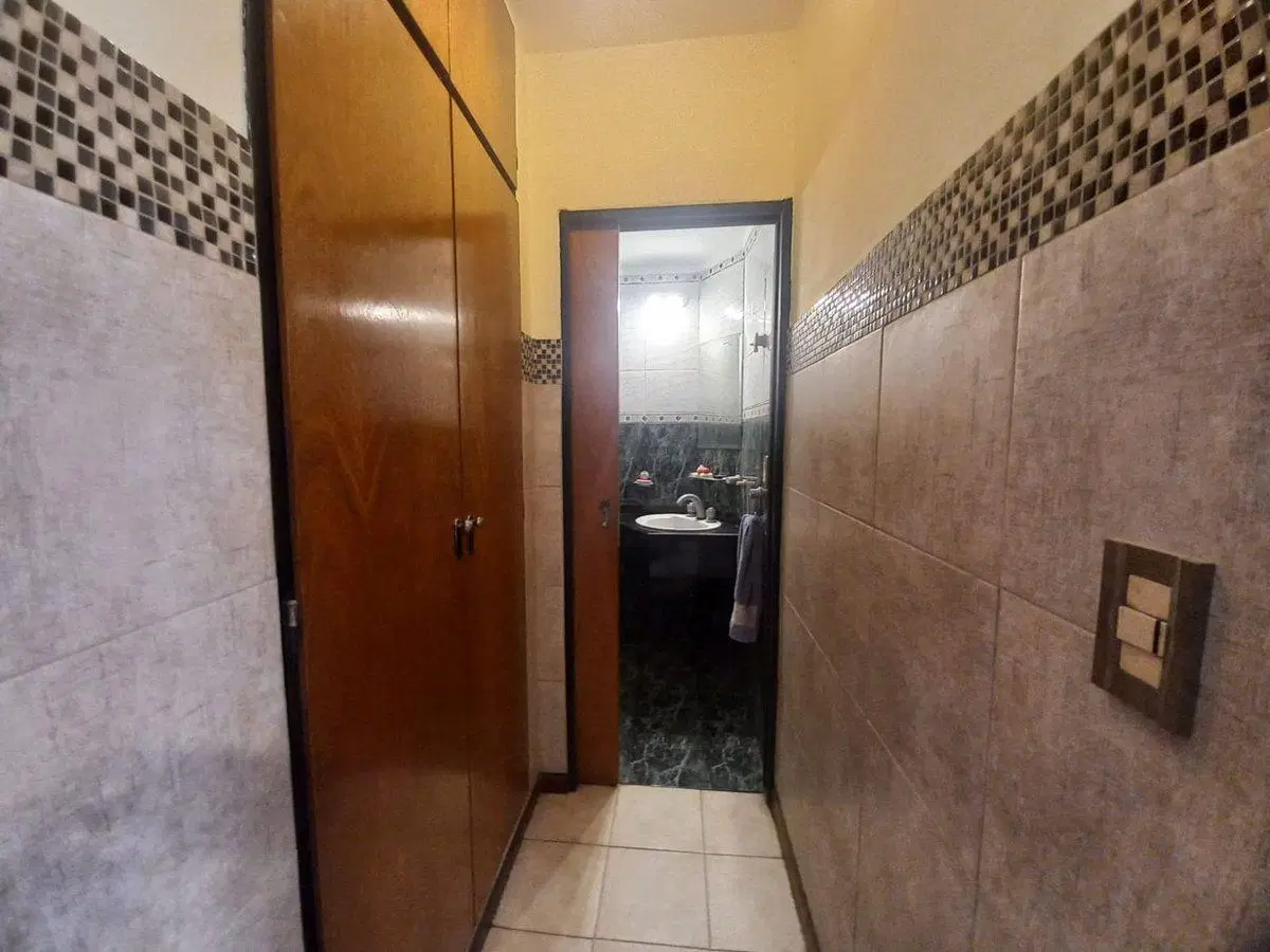 Venta casa 4 amb cochera, pileta Mataderos 3
