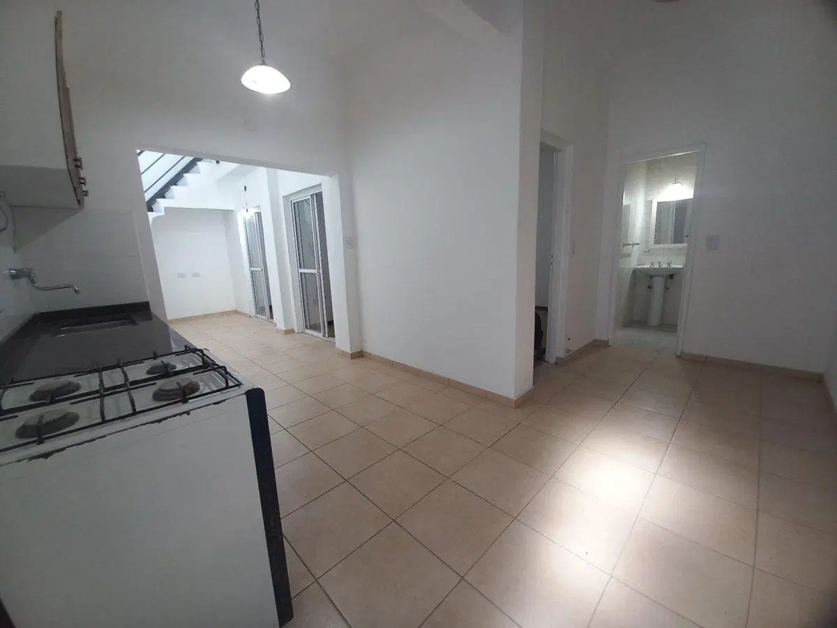Venta ph 3 amb con terraza en Santos Lugares 3