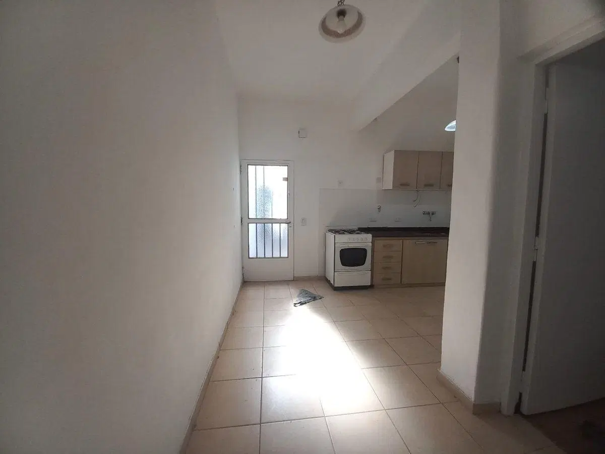 Venta ph 3 amb con terraza en Santos Lugares 5