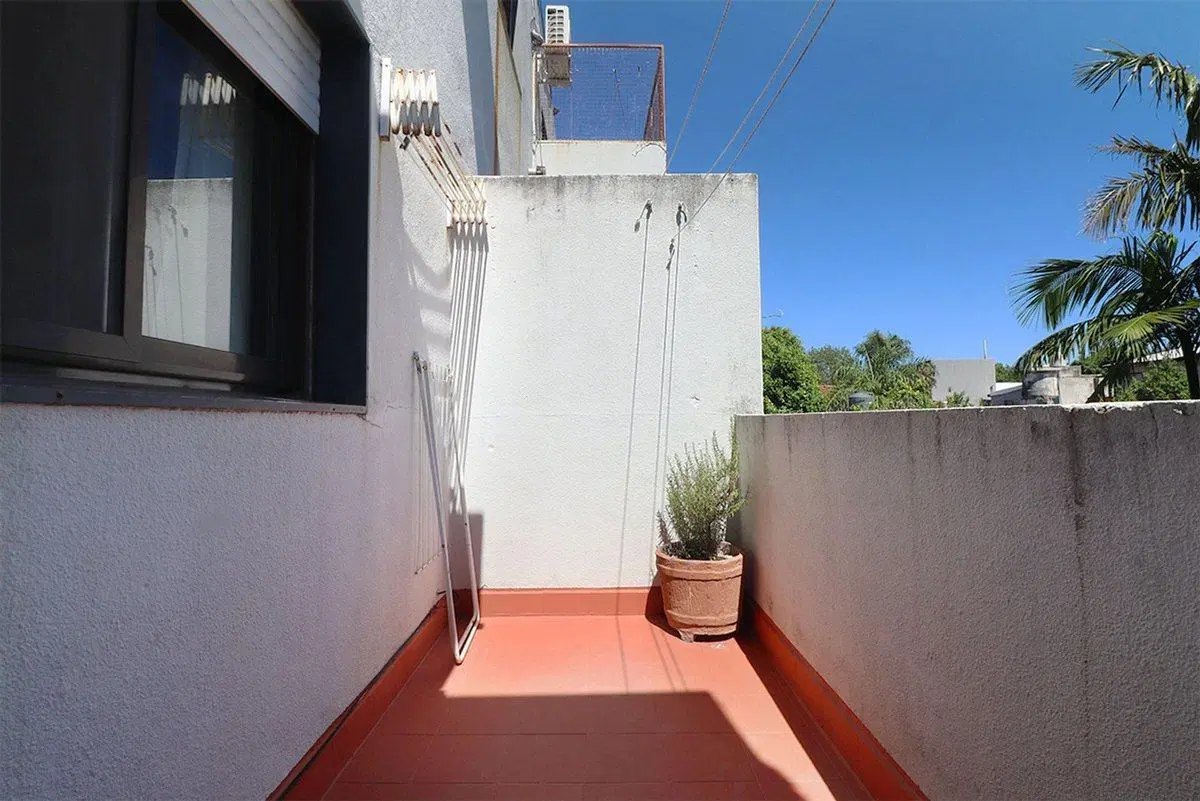 VENTA DEPARTAMENTO TRES AMBIENTES CON COCHERA 3