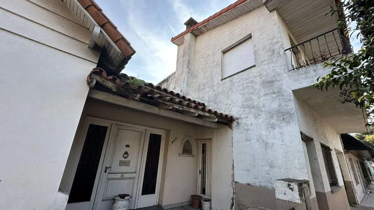 Oportunidad casa multifamiliar en esq. Olavarría 5