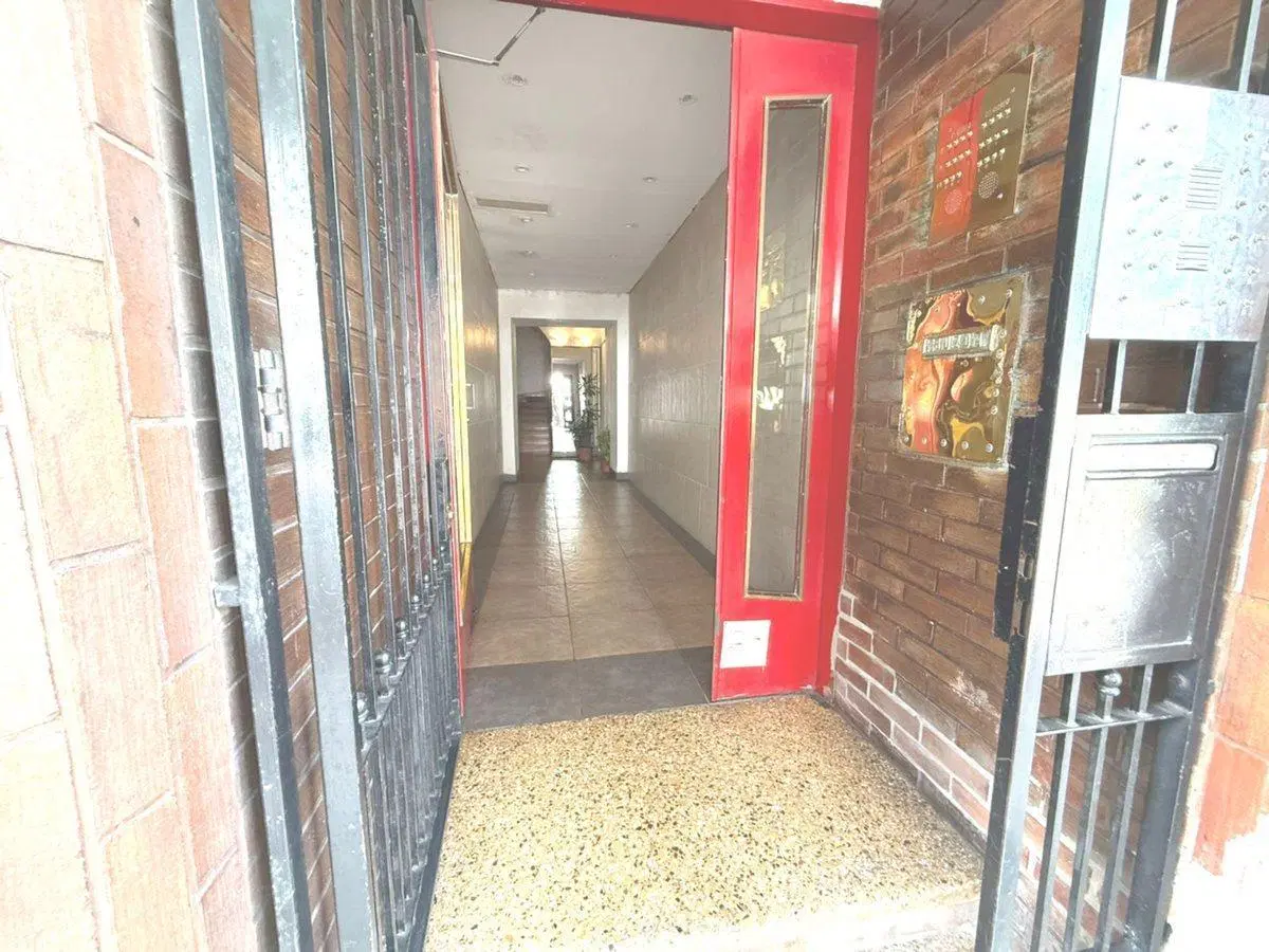 VENTA DPTO 2 AMB -APTO CRED- COCINA RENOVADA- CABA 4