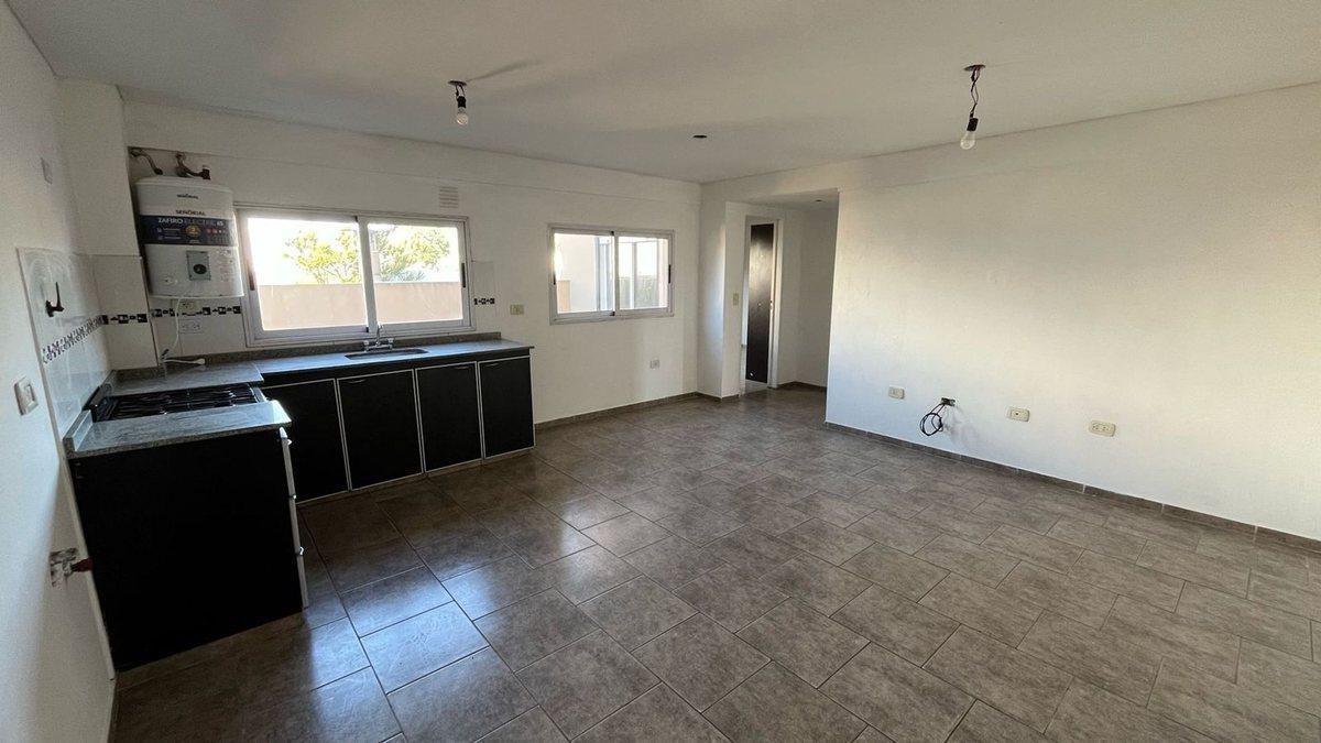 Alquiler departamento 3 amb. en Santos Lugares