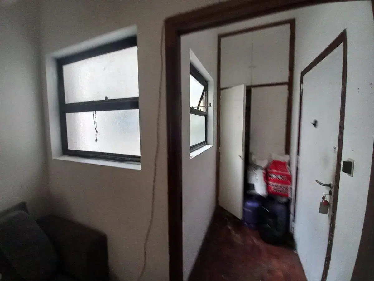 Venta departamento 2 amb vista interna Monserrat 3