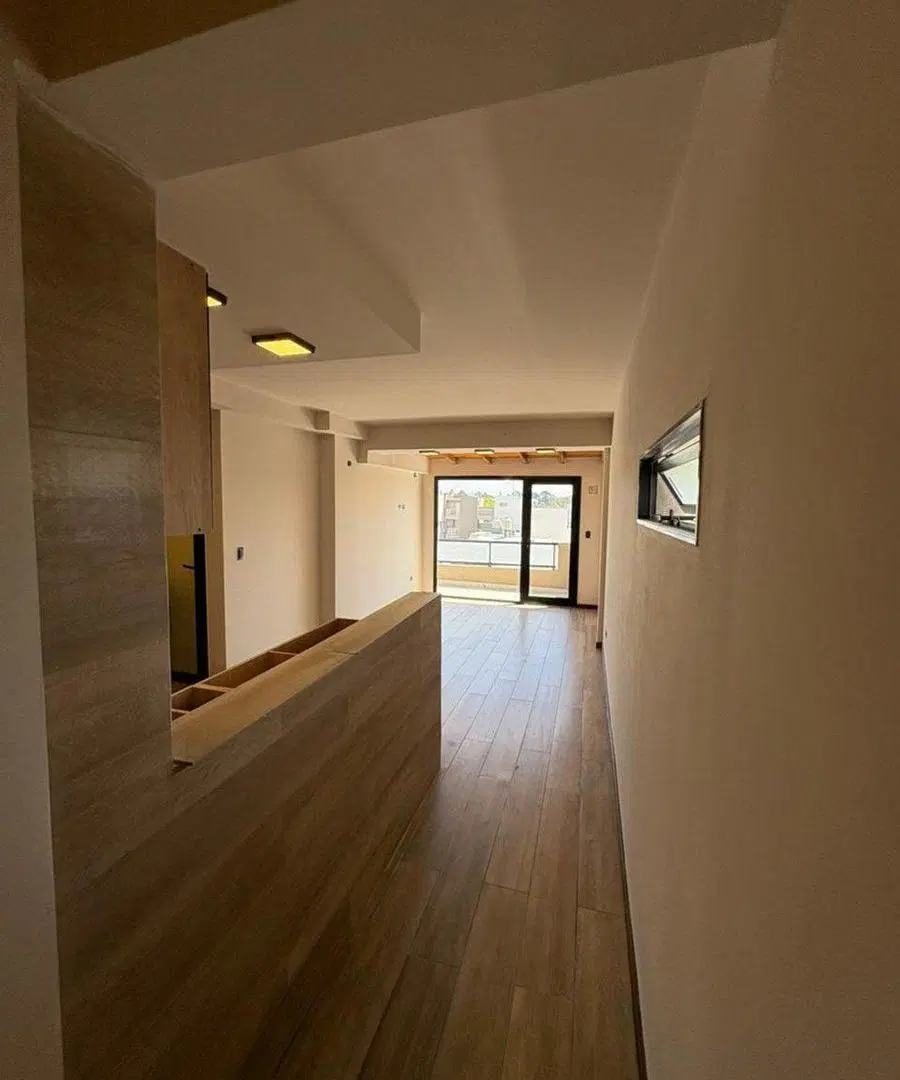 Venta 4 amb con balcón aterrazado y terraza propia 5