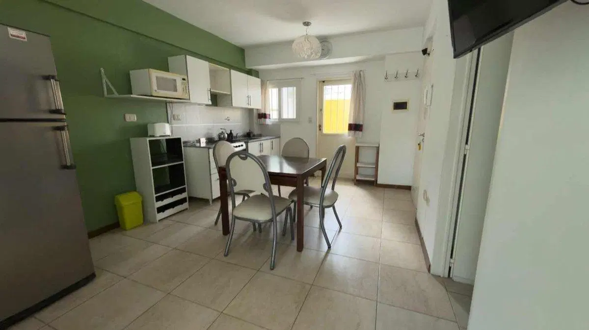 Alquiler monoambiente AMOBLADO Villa Pueyrredon 3