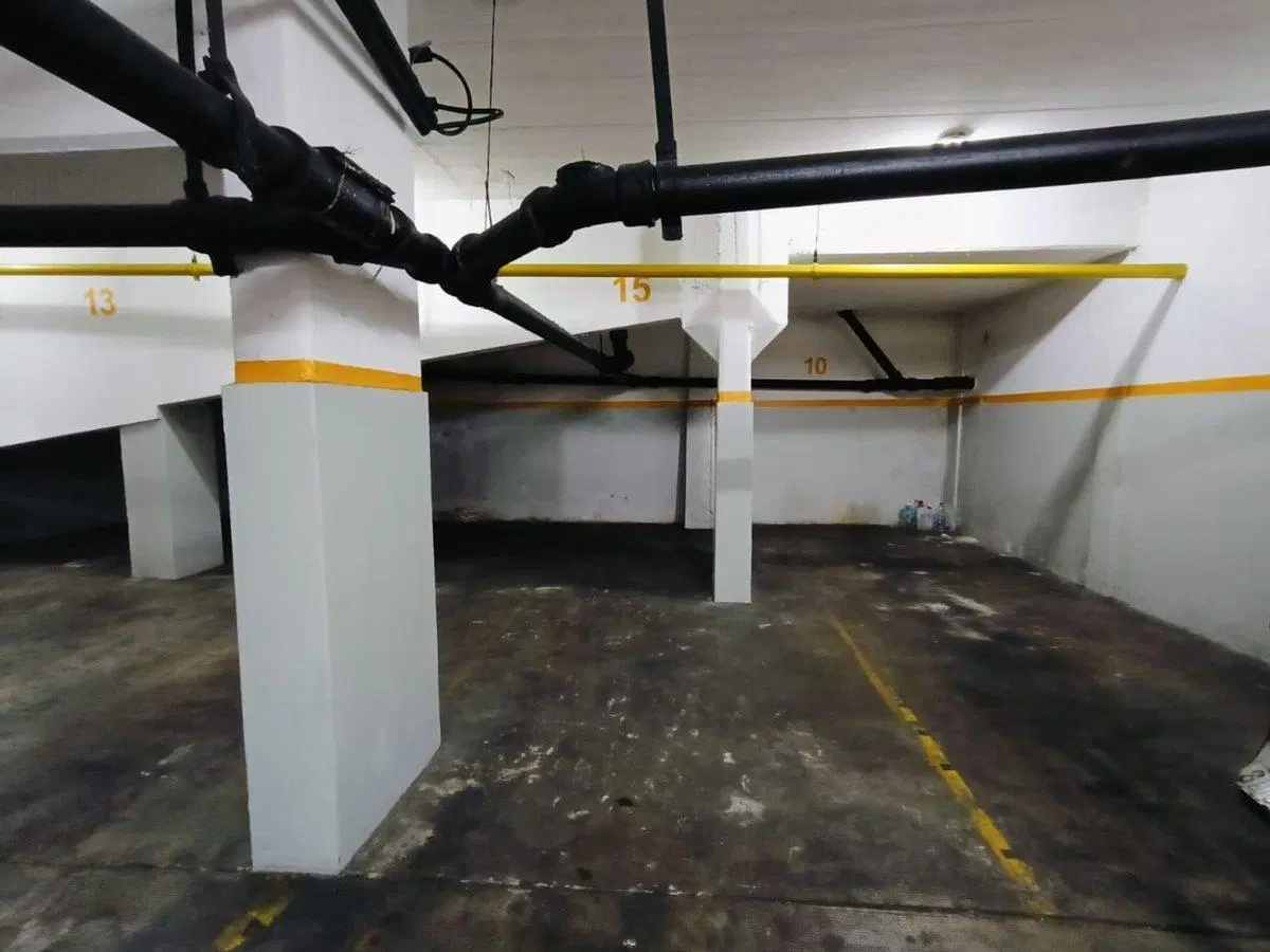 VENTA - COCHERA CUBIERTA - VILLA URQUIZA CENTRO 2